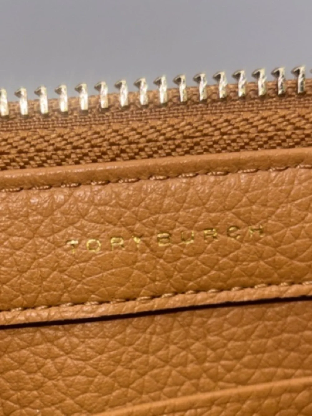 Tory Burch Pebbled Leather Crossbody in Taffee Brown with Gold Hardware